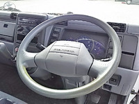 三菱ふそうキャンター平ボディ小型（2t・3t）[写真22]