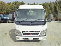 三菱ふそうキャンター平ボディ小型（2t・3t）[写真06]