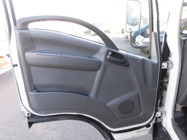 日産アトラス平ボディ小型（2t・3t）[写真24]