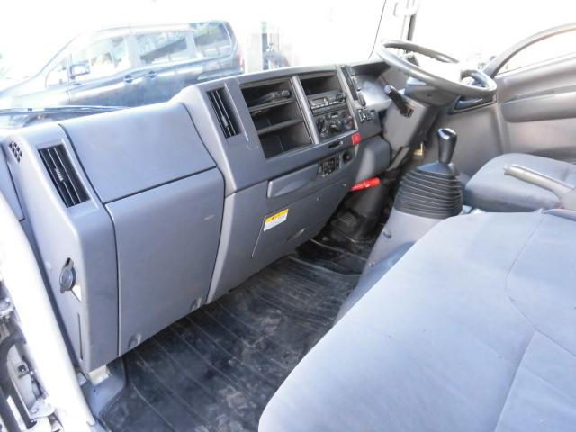 日産アトラス平ボディ小型（2t・3t）[写真28]