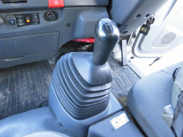 日産アトラス平ボディ小型（2t・3t）[写真35]