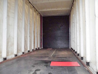 いすゞエルフカーテン車小型（2t・3t）[写真09]