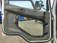 三菱ふそうファイターセルフクレーン3段増トン（6t・8t）[写真29]