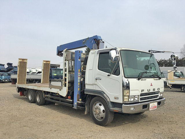 三菱ふそうファイターセルフクレーン3段増トン（6t・8t）[写真03]