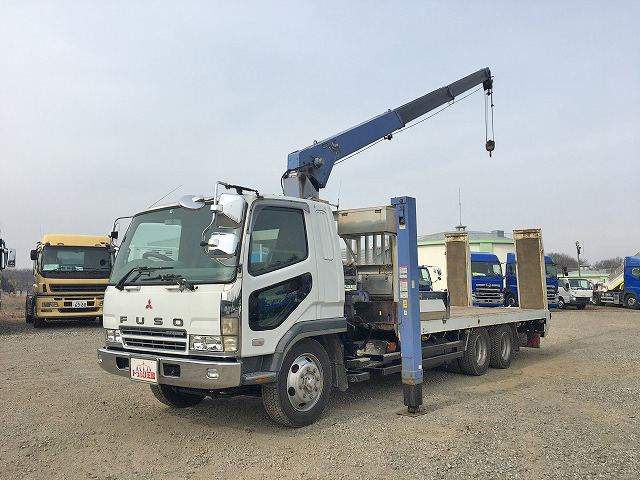 三菱ふそうファイターセルフクレーン3段増トン（6t・8t）[写真05]