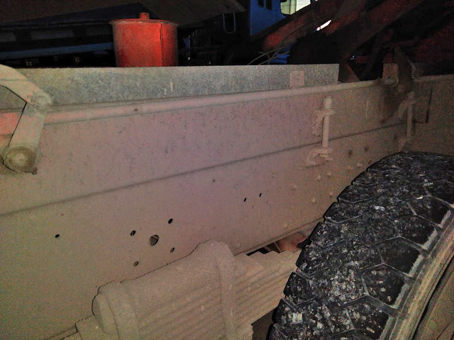 UDトラックスビッグサムダンプ大型（10t）[写真12]