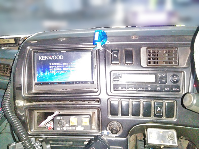 UDトラックスビッグサムダンプ大型（10t）[写真23]