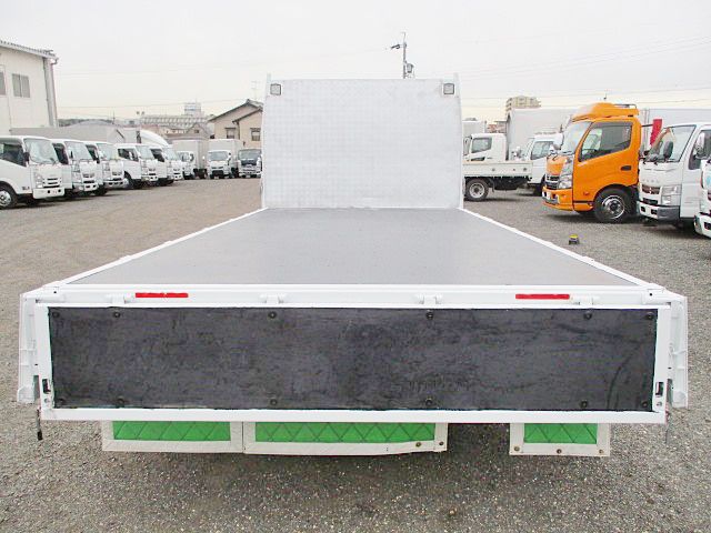 三菱ふそうキャンター平ボディ小型（2t・3t）[写真12]