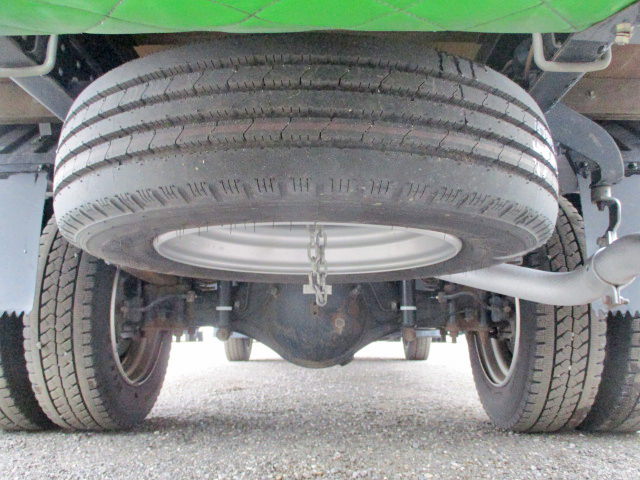 三菱ふそうキャンター平ボディ小型（2t・3t）[写真15]