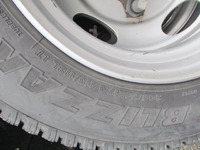 三菱ふそうキャンター平ボディ小型（2t・3t）[写真18]