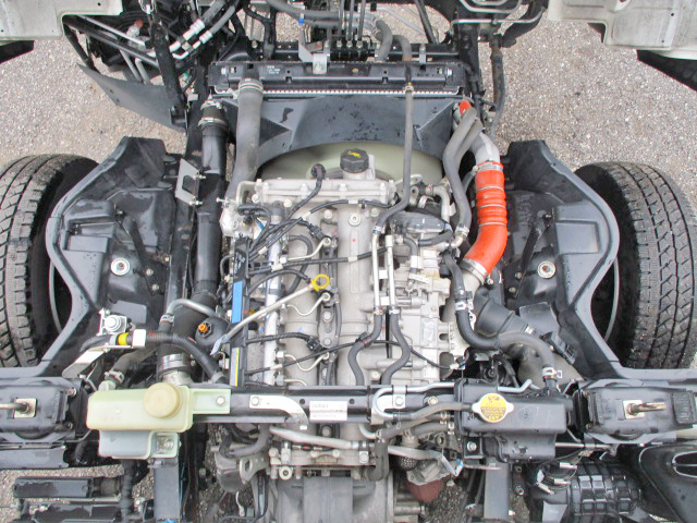 三菱ふそうキャンター平ボディ小型（2t・3t）[写真20]