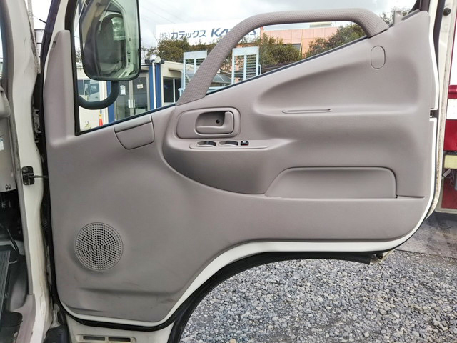 トヨタダイナパネルバン小型（2t・3t）[写真24]