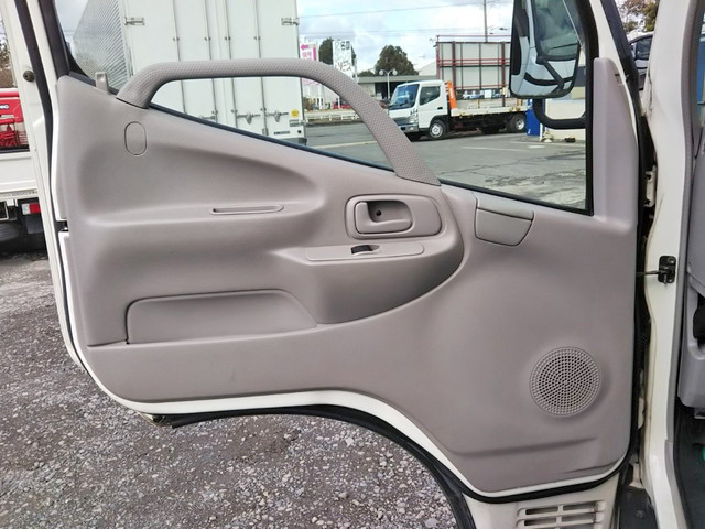 トヨタダイナパネルバン小型（2t・3t）[写真25]