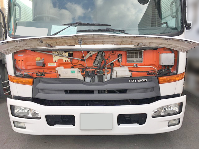 UDトラックスコンドル冷凍車（冷蔵車）中型（4t）[写真04]