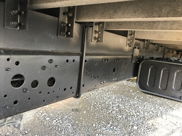 三菱ふそうファイターアルミバン中型（4t）[写真15]