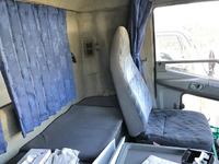 三菱ふそうファイターアルミバン中型（4t）[写真19]