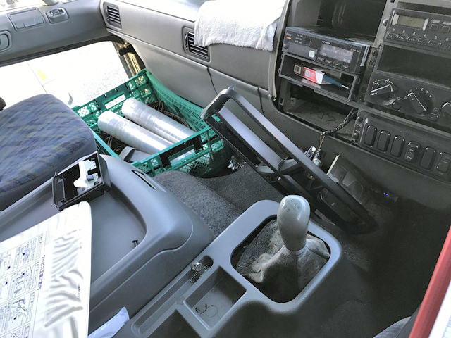 三菱ふそうファイターアルミバン中型（4t）[写真22]