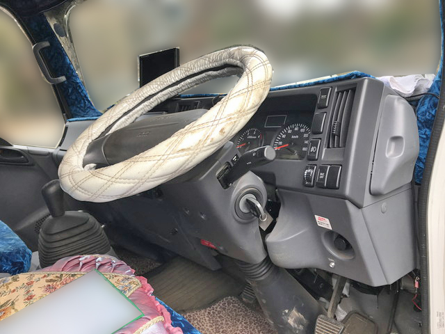 いすゞエルフセーフティローダー小型（2t・3t）[写真32]