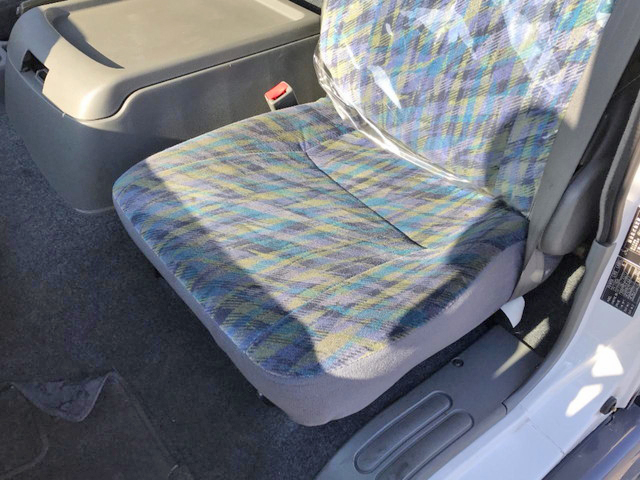 三菱ふそうファイター平ボディ中型（4t）[写真25]