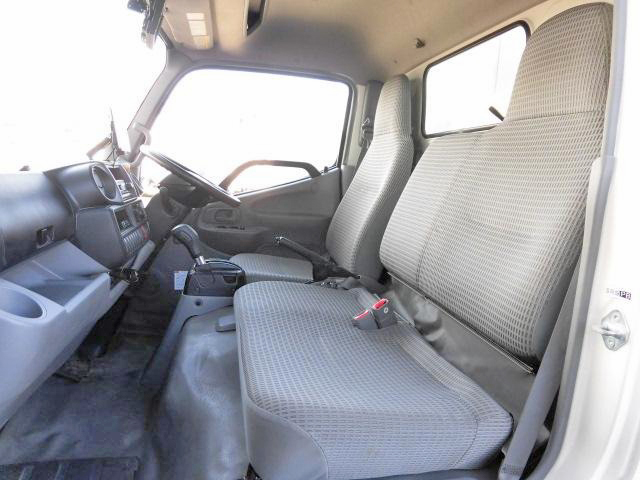 トヨタダイナパネルバン小型（2t・3t）[写真30]