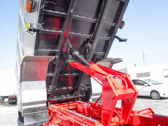 日野レンジャー深ダンプ（土砂禁ダンプ）増トン（6t・8t）[写真14]