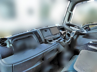 三菱ふそうキャンター平ボディ小型（2t・3t）[写真21]