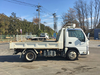 いすゞエルフダンプ小型（2t・3t）[写真07]