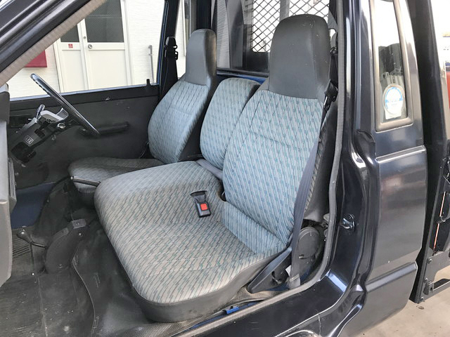 トヨタライトエースダンプ小型（2t・3t）[写真28]