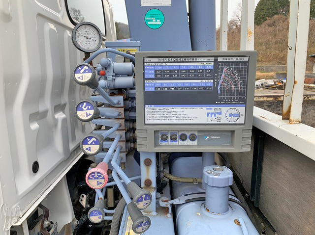 日野デュトロクレーン3段小型（2t・3t）[写真16]