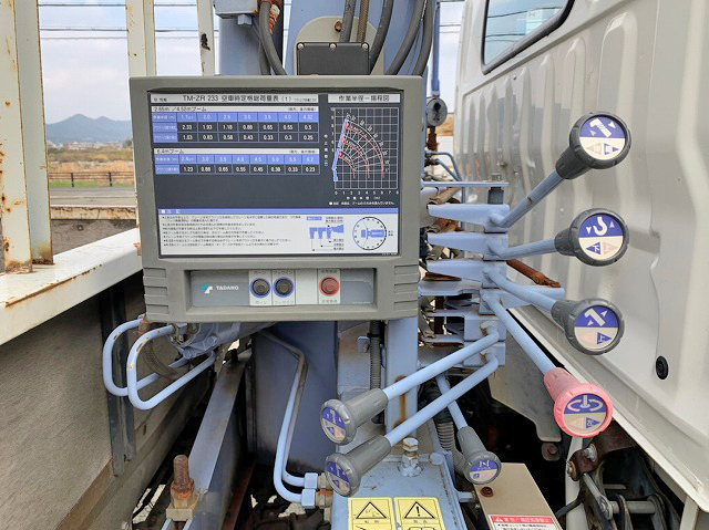 日野デュトロクレーン3段小型（2t・3t）[写真17]