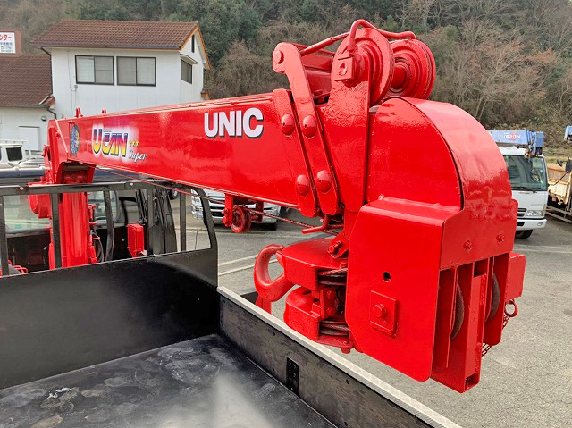 いすゞエルフユニック4段小型（2t・3t）[写真17]