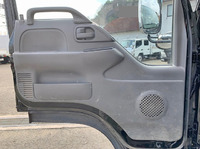 いすゞエルフユニック4段小型（2t・3t）[写真33]