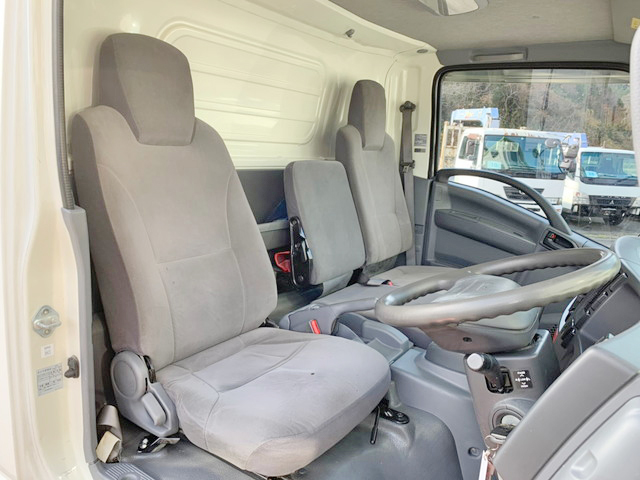 マツダタイタンアルミバン小型（2t・3t）[写真32]