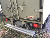 いすゞエルフアルミバン小型（2t・3t）[写真10]