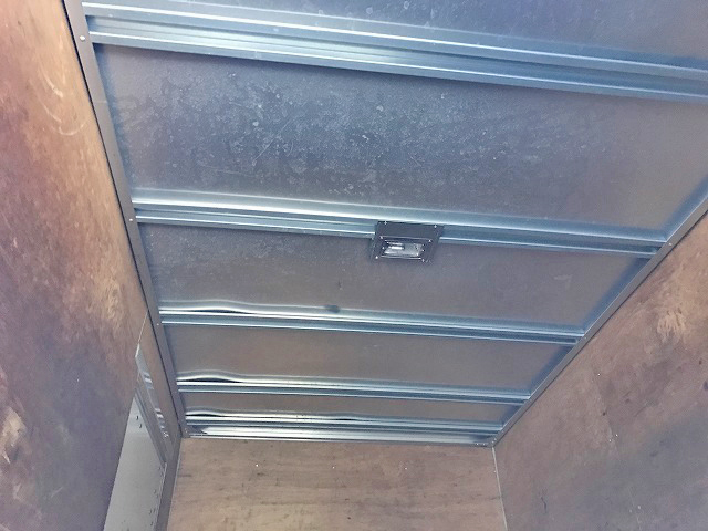 いすゞエルフアルミバン小型（2t・3t）[写真14]