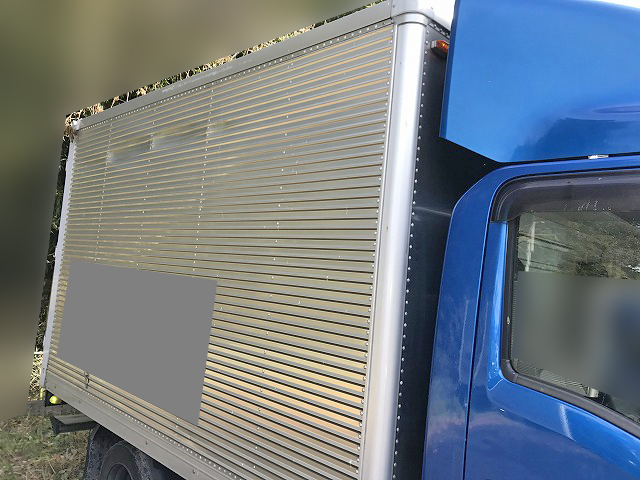 いすゞエルフアルミバン小型（2t・3t）[写真06]