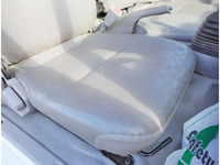 いすゞエルフユニック3段小型（2t・3t）[写真30]