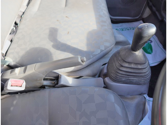 いすゞエルフユニック3段小型（2t・3t）[写真39]