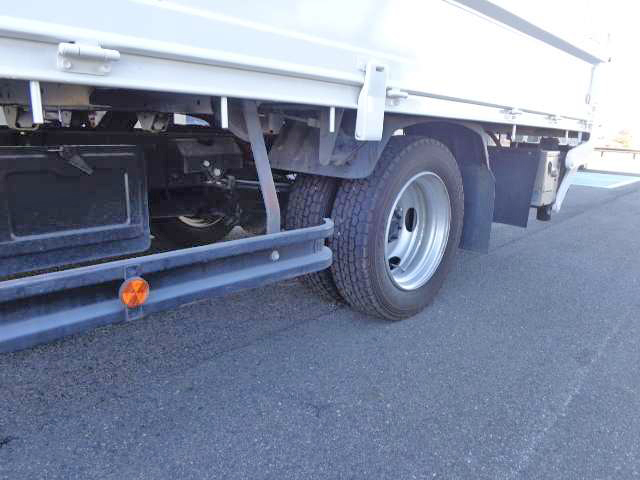 日野デュトロ平ボディ小型（2t・3t）[写真12]