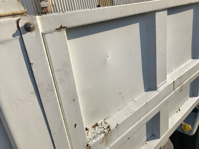 三菱ふそうキャンター深ダンプ（土砂禁ダンプ）小型（2t・3t）[写真10]