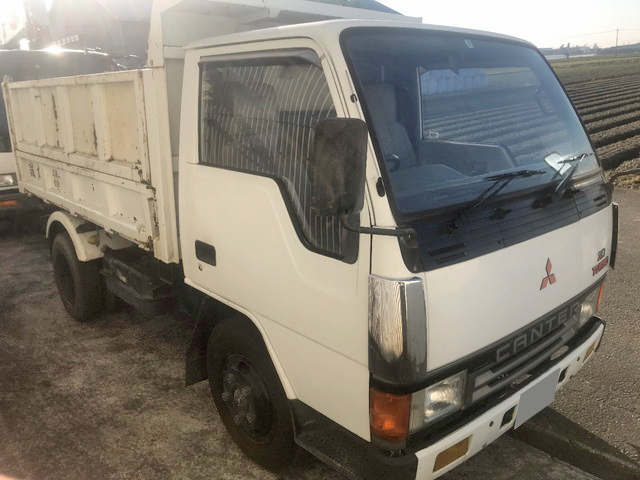三菱ふそうキャンター深ダンプ（土砂禁ダンプ）小型（2t・3t）[写真03]