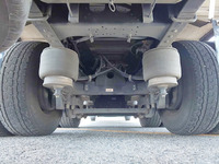 いすゞギガアルミウイング大型（10t）[写真19]