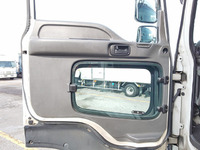 いすゞギガアルミウイング大型（10t）[写真26]