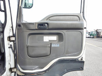 いすゞギガアルミウイング大型（10t）[写真27]