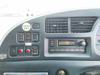 いすゞギガアルミウイング大型（10t）[写真34]