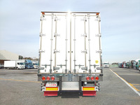 いすゞギガアルミウイング大型（10t）[写真09]