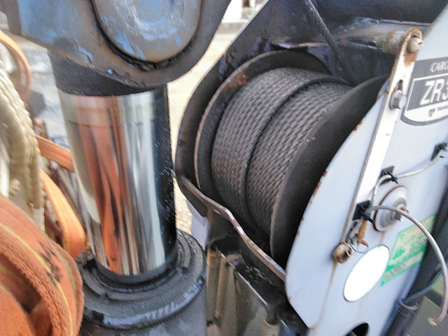 いすゞフォワードクレーン5段中型（4t）[写真13]