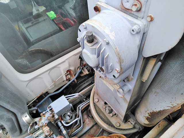 いすゞフォワードクレーン5段中型（4t）[写真14]