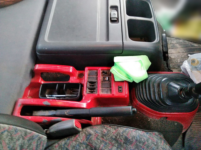 いすゞフォワードクレーン5段中型（4t）[写真32]