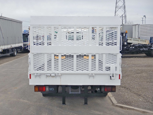 いすゞエルフセーフティローダー小型（2t・3t）[写真10]